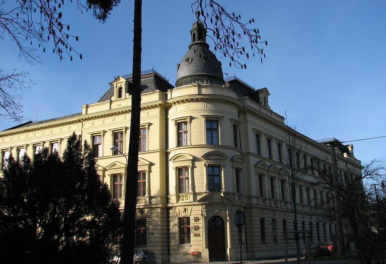 Izolácia a vysušenie vlhkého muriva systémom Drypol