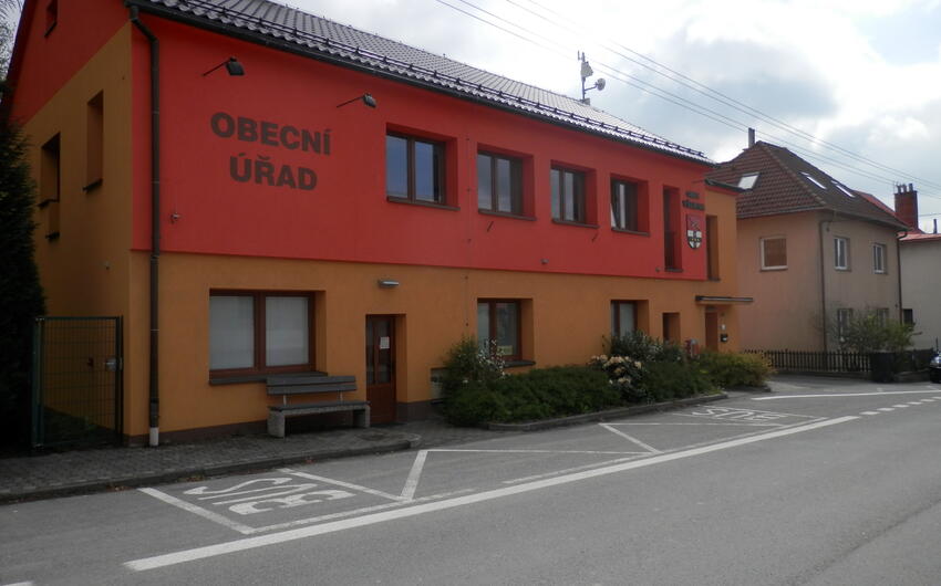 Sanácia muriva na úrade, v krčme a na ZŠ a MŠ