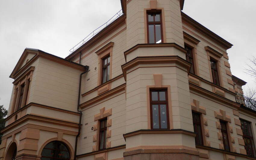 Odvlhčenie elektrosmózou so systémom Drypol v MŠ a galérii