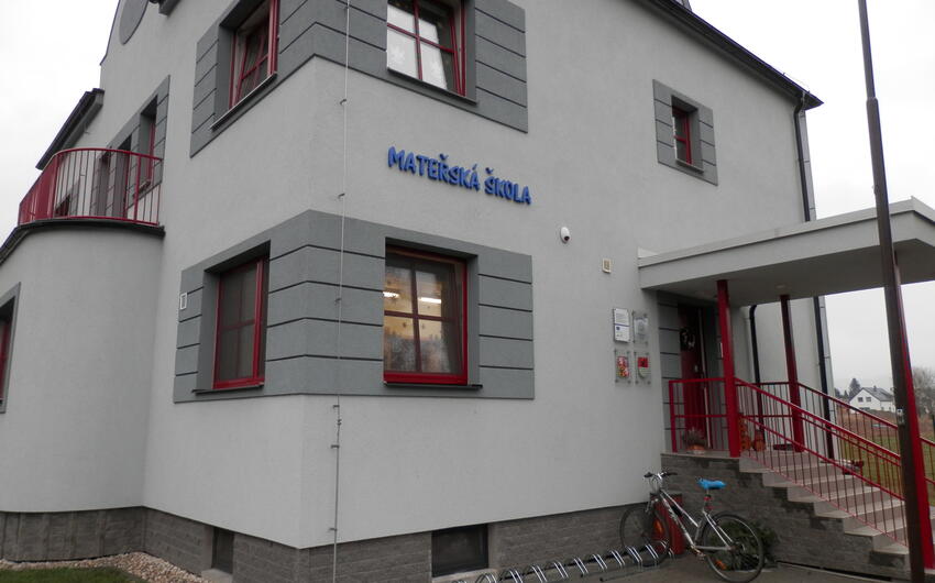 Vysúšanie navlhnutej pivnice a základov v materskej škole