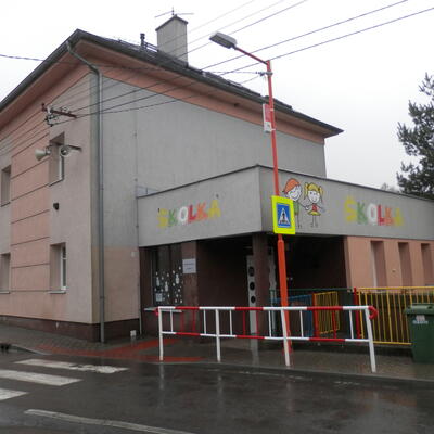 Odvlhčovanie stien s elektrosmózou Drypol v materskej škôlke