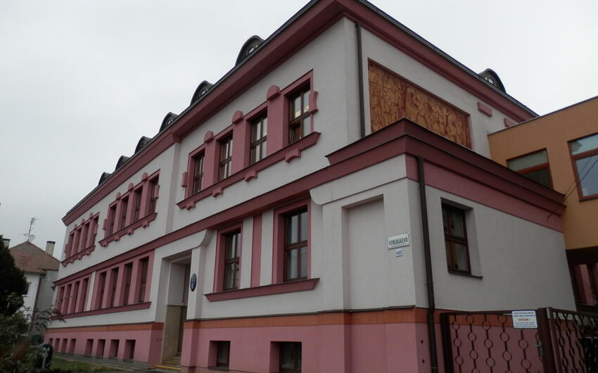 Sanácia ZŠ prístrojom Drypol na odstránenie vlhkosti