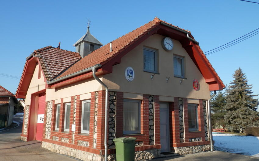 Dlhodobé odstránenie vlhkosti muriva v hasičskej zbrojnici