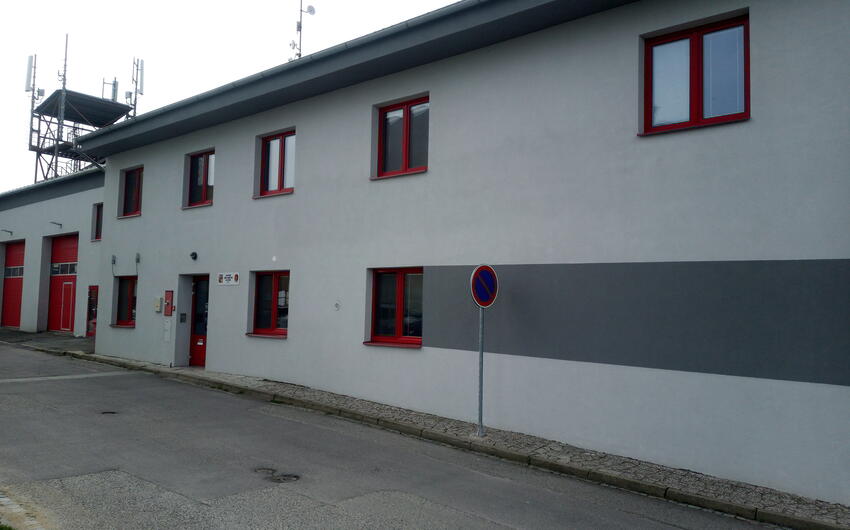 Odvlhčenie múrov pulznou elektroosmózou v hasičskej zbrojnici