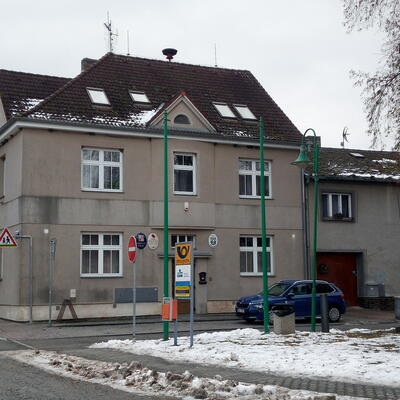 Izolácia obecného úradu od zemnej vzlínajúcej vlhkosti