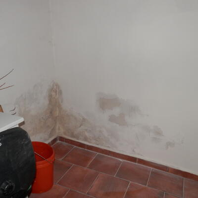 Sanácia a oprava navlhnutých múrov s Drypol systémom na MŠ a ZŠ