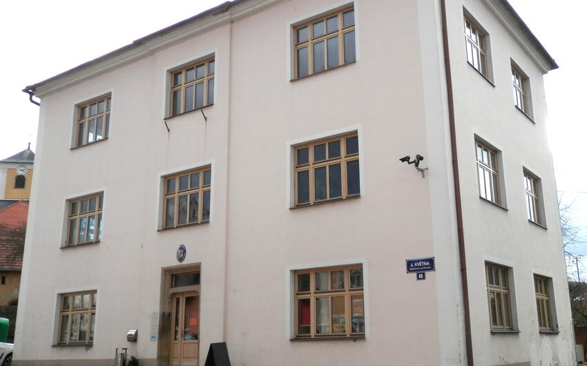 Vysušenie a trvalá izolácia od vlhkosti obecného úradu