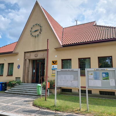 Vysušovanie suteréne radnice v Ľudiciach pomocou elektroosmózy