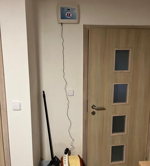 Odstraňovanie vlhkosti elektroosmózou v 100-ročnom dome