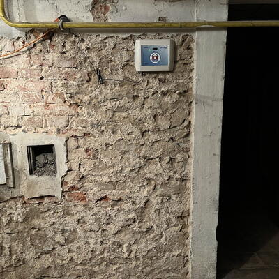 Hydroizolácia podpivničeného bytového domu v Novom Bore