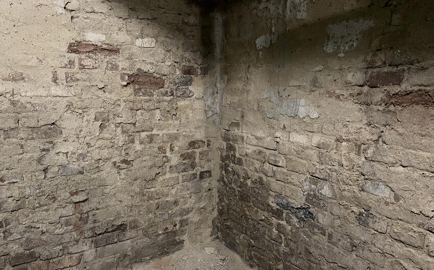 Vysušujeme pivničné priestory ďalšieho bytového domu v Prahe - #1