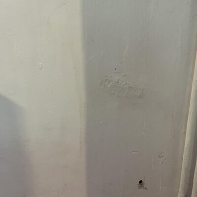 V Hřiměždicích vysušujeme 80cm hrubé murivo rodinného domu.