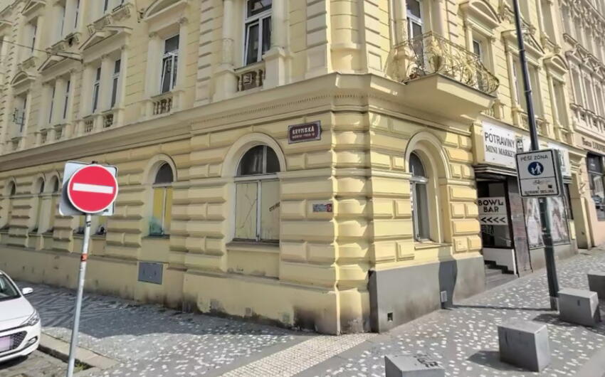 Odvlhčujeme suterén nájomného domu v Prahe. - #8