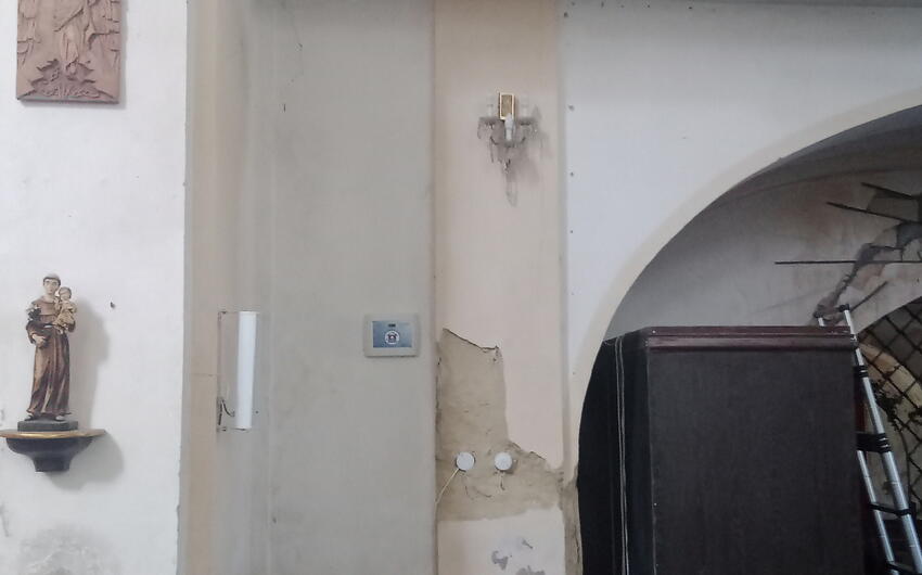 Vysušujeme kostol sv. Martina a Navštívenie Panny Márie v Liběšiciach pri Žatci - #1