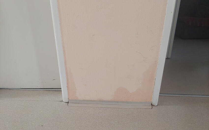 V Litomyšlskej nemocnici vysušujeme vstupnú budovu do areálu - #4