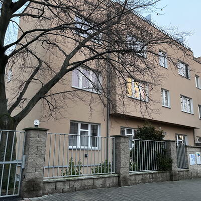 V bytovom dome v Prahe vysušujeme pivničný byt