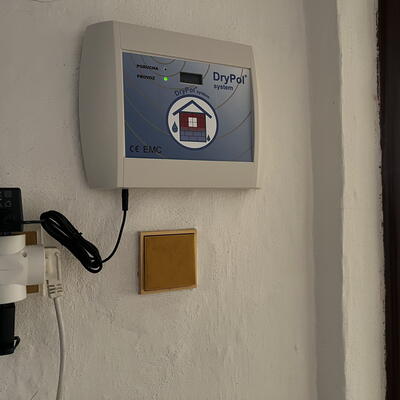 Vysušujeme už druhý domček vo Svojšiciach pri Sušici