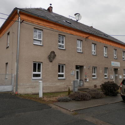 Pomoc s vysúšaním múrov v obecnom byte pomocou Drypolu