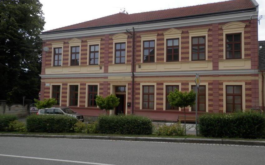Sanácia vlhkého muriva v kultúrnom centre Buchlovic systémom Drypol
