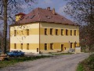 Vysúšanie muriva elektroosmózou v obecnom bytovom dome