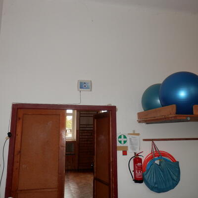 Vysušenie muriva domu aktívnou elektroosmózou na ZŠ a MŠ Stráž nad Nežárkou