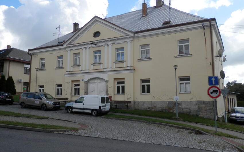 Aktívna elektroosmóza na sanáciu muriva v obecnom byte